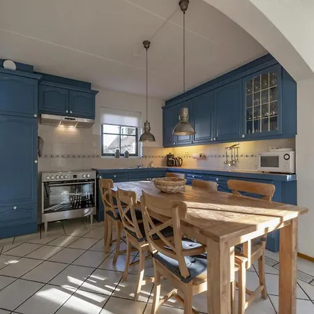 Beautiful Detached Garden Villa Callantsoog