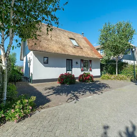 Beautiful Detached Garden