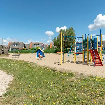 Beautiful Detached Garden Villa