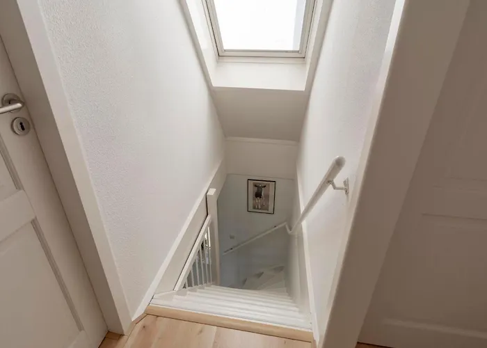 In Near The 빌라 칼란트소그