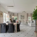 In Near The فيلة *